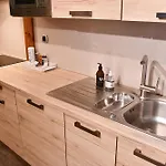 Lägenhet Beraweka Avec Parking, Climatisation Et Salle De Sport
