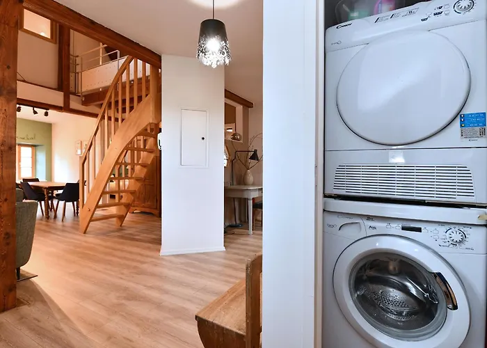 Beraweka Avec Parking, Climatisation Et Salle De Sport Apartamento *